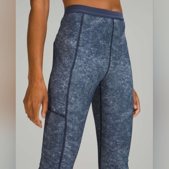 Lululemon High Rise Paddle Crop 15.75" Denim Wash Print Blue Hail Multi Size 4 - Picture 6 of 16